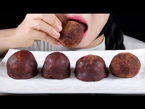 ASMR Dubai Chewy Cookies | Dubai Chocolate Inspired Marshmallow Sweets | Eating Sounds Mukbang