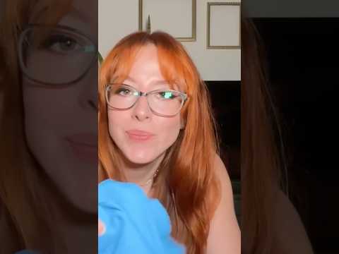 Is blue a good choice? #girlfriendasmr #asmrroleplay
