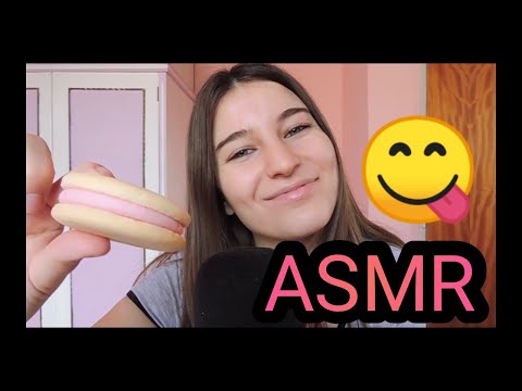 ASMR EN ESPAÑOL/COMIENDO UN ALFAJOR/EATING SOUNDS