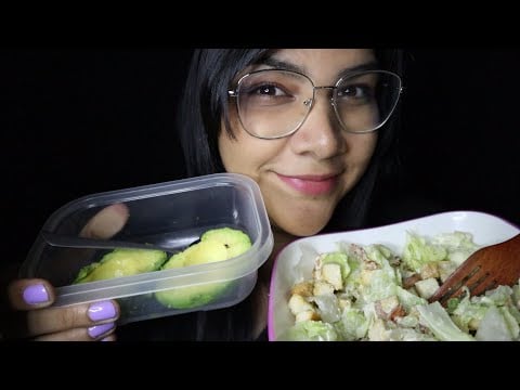 ASMR comiendo ensalada y aguacate 🥑🥗
