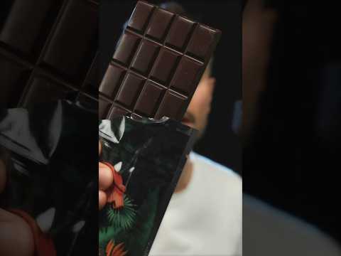 ASMR | Goûte ces chocolats avec moi ! 🍫 #asmr #asmrsounds #asmrcommunity #chocolate #asmreating