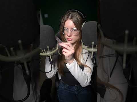ASMR Satisfying Lip Gloss Sounds  #asmr  #relax #tingles #shorts #lipgloss