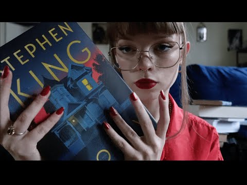 ASMR ♡ Book sounds (tapping, tracing, page turning...)