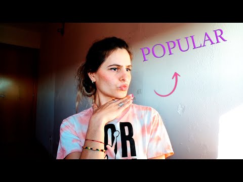 ASMR - La CHICA POPULAR de clase TE IGNORA 🥵 - Roleplay en Español