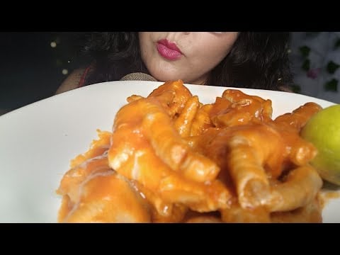 ASMR Comiendo patitas de pollo a la diabla 😋
