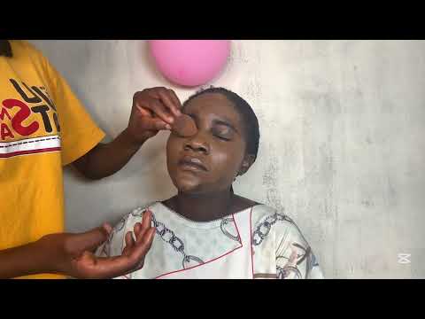 ASMR FAST AND AGGRESSIVE MAKEUP APPLICATION ON MY SISTER WITH GUM CHEWING THE WAY YALL LIKE IT.
