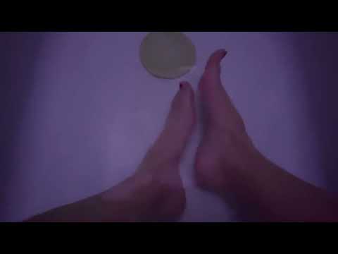 ASMR bare feet in the bathtub