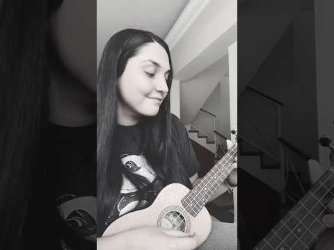 Segundo dia tocando Ukulele, consegue adivinhar qual música estou aprendendo? Haha #sopranoukulele