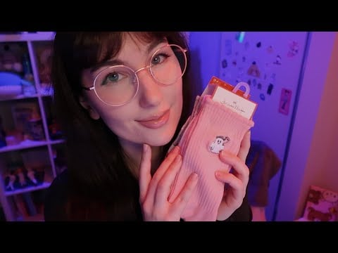 asmr mostrando comprinhas de halloween etc 🎃🧡 (sussurros)