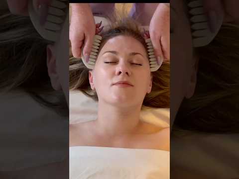 honored to treat the QUEEN at my ASMR Spa 💖 Book at softtouchasmr.com ​@GentleWhisperingASMR