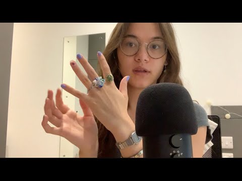 ASMR ESPAÑOL/ Charlando, susurros, tapping