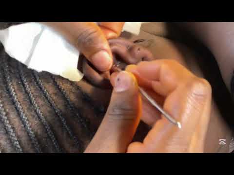 ASMR EAR CLEANING AND PICKING FOR THOSE WHO NEED SLEEP IMMEDIATELY WITH GUM CHEWING SOUND