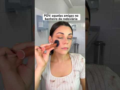 POV: aquelas amigas no banheiro da rodoviária #asmr #asmrsounds #humor #slime