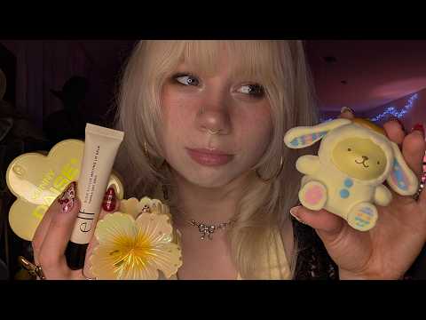 ASMR I´m obsessed with pastel yellow lol (tapping scratching, whispering)