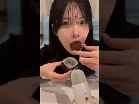 念願のドバイチョコもちクッキーᵔᢦᵔ🍀