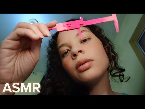 ASMR: FAZENDO suas SOBRANCELHAS delicadamente para DORMIR RÁPIDO 💆‍♂️