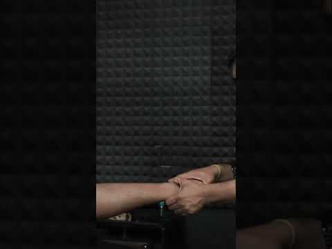 Asim Barber Demon King Toe Cracking Foot Massage #shorts