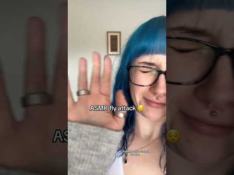 ASMR close gum chewing & fly attack😰 #asmrgumchewing #shorts #asmr #fastasmr