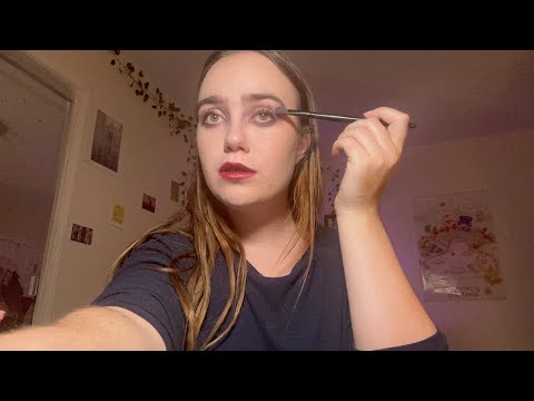 🩷ASMR - doing my makeup and chatting 🩷 (whispers and lofi tingles)