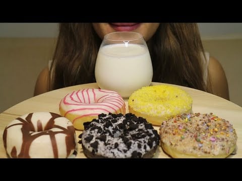 ASMR HUGE DONUTS FEAST MUKBANG SWEETS no talking CREMA ASMR #asmr #mukbang #donuts #sweets #eating