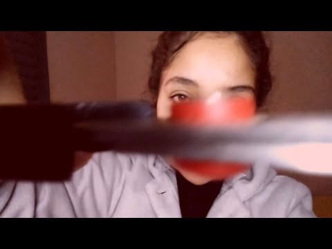 ASMR CASEIRO: Amiga fazendo franja em você (pente, óleo, tesoura, secador, chapinha)Toques na tela