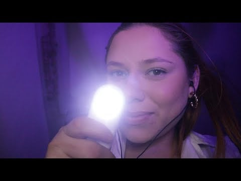 ASMR - ROLEPLAY Doctora te revisa los OIDOS, BOCA y NARIZ