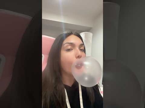 BUBBLE GUM ASMR | blowing bubble gum sounds #bubblegumblowing #blowingbubblegum