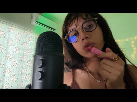 ASMR SMOKII mientras me como mi maquillaje 💄 