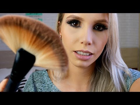 ASMR ME MAQUIANDO E MAQUIANDO VOCÊ - Bruna Asmr