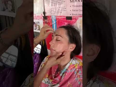 Masaje con Gua Sha para aliviar tensiones en el rostro #shorts #guashamassage #massage #asmr