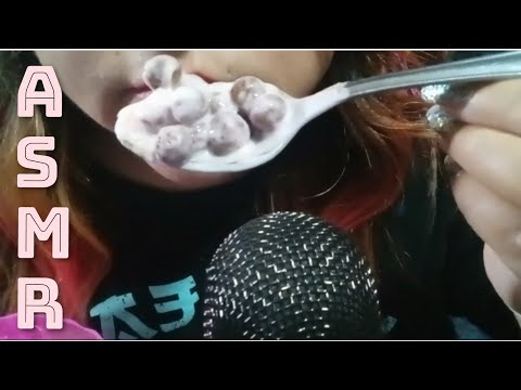 ASMR - Comiendo Cereal Con Yogurt/Eating Sounds