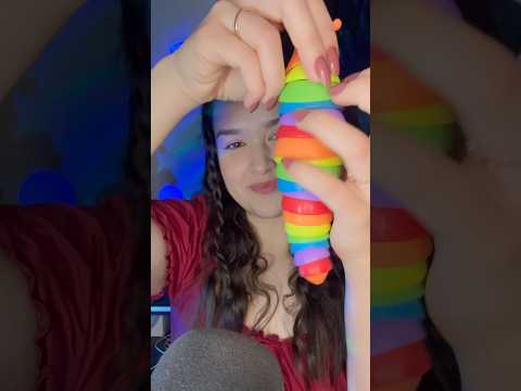 ASMR lesma mais famosa do ASMR #relax #fidgettoys #asmr #tingles #asmrshorts #asmrvideo #asmrsleep