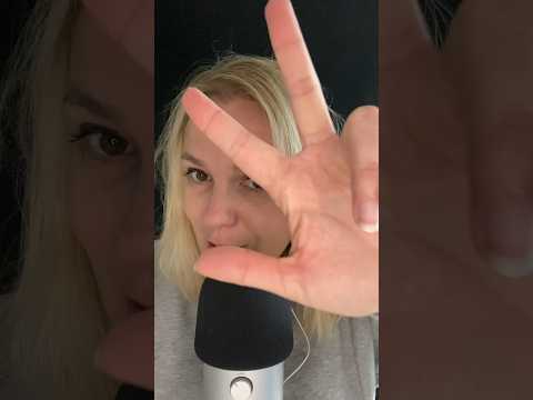 ASMR FR / Minute culturelle #asmrfr #shortsasmr #shortswithzita