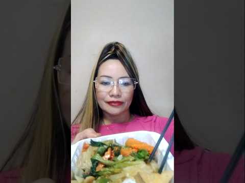 EATING VIETNAMESE FOOD#mukbang #shortsfeed #mukbanginternational #everyone #asianfood