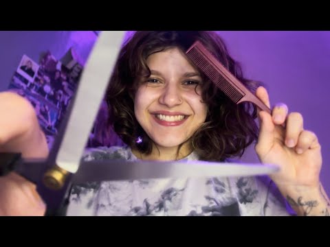 ASMR ~ Cabeleireira cortando e finalizando seu cabelo cacheado ✂️🪮