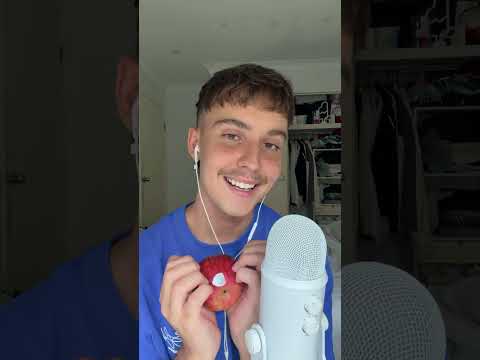 sleepboy ASMR is live