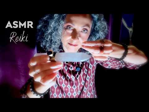 ASMR REIKI Pulizia Energetica e Invio a distanza di Reiki (intense whispering ed effetto soft focus)