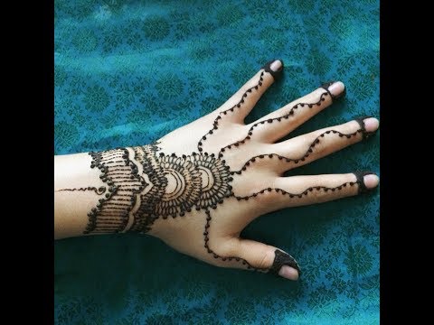 Simple and Cute Mehndi design