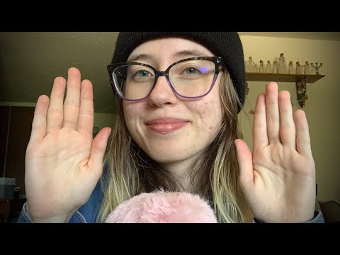 Soft Spoken Chit-Chat and Finger Fluttering ASMR