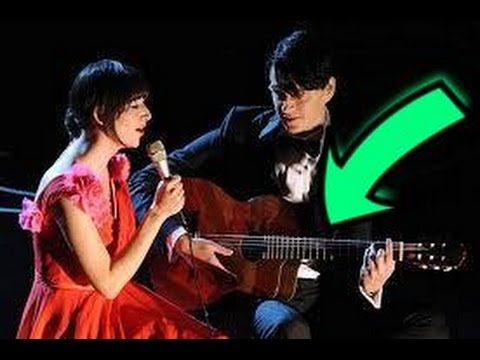 Karen O performs 'The Moon Song' from Oscar Nominated movie 'Her' Oscars awards ?! - review