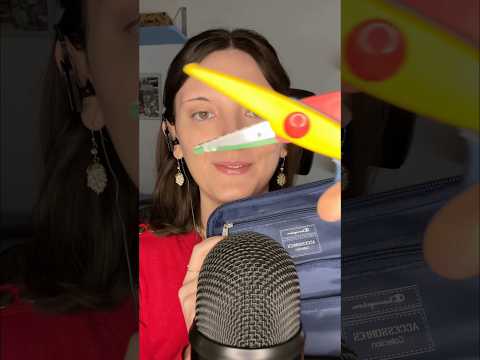 What’s in my case? ASMR 😴 #shorts #asmr #relax #asmrsounds #case #asmrvideo