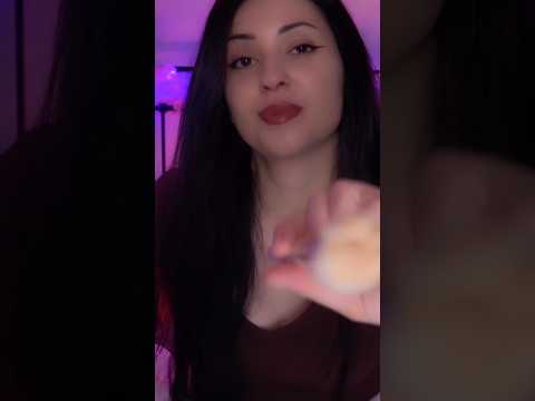 Caricias con brochita🤍 #asmr #asmrsounds #brush #relax #calm #shorts #care #love #sleep #asmrvideo