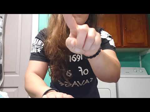 Shirt, skin & hair scratching asmr! No talking.