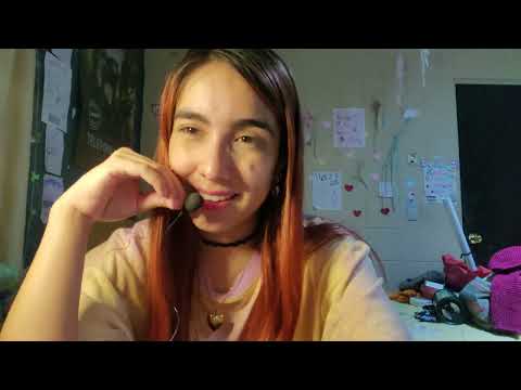 Asmr - La chica mala del salón te confiesa su amor