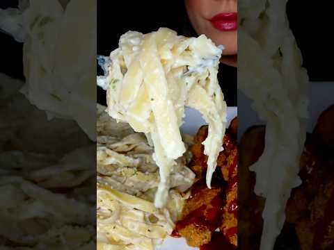 CREAMY FETTUCCINE ALFREDO PASTA #asmr #pasta #alfredo #food