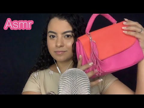 ASMR MOSTRANDO MINHAS BOLSAS PARA VOCÊ RELAXAR