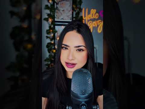 1ASMR: EXPERIMENTANDO O MORANGO DO AMOR