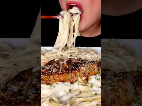 CHICKEN FETTUCCINE ALFREDO #asmr #noodles #food #mukbang #summerofgoals