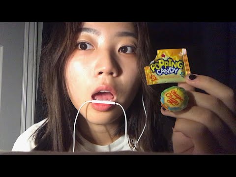 ASMR mic nibbling/mouth sounds with lollipop and pop rocks | POPPING CANDY 🍬 LOLLIPOP 🍭