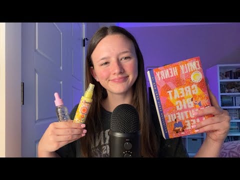 ASMR Tapping And Scratching 💅